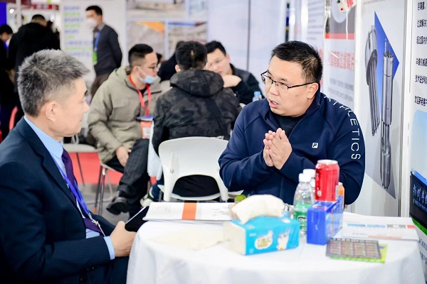 我公司參加第五屆國際塑料展，取得圓滿成功